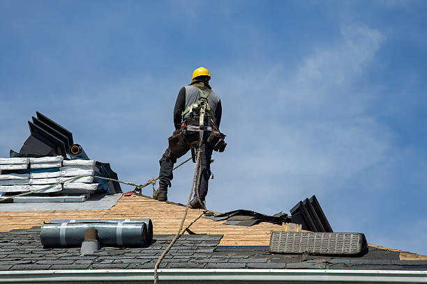 Professional Gutter Installation technician working in Allendale, NJ
